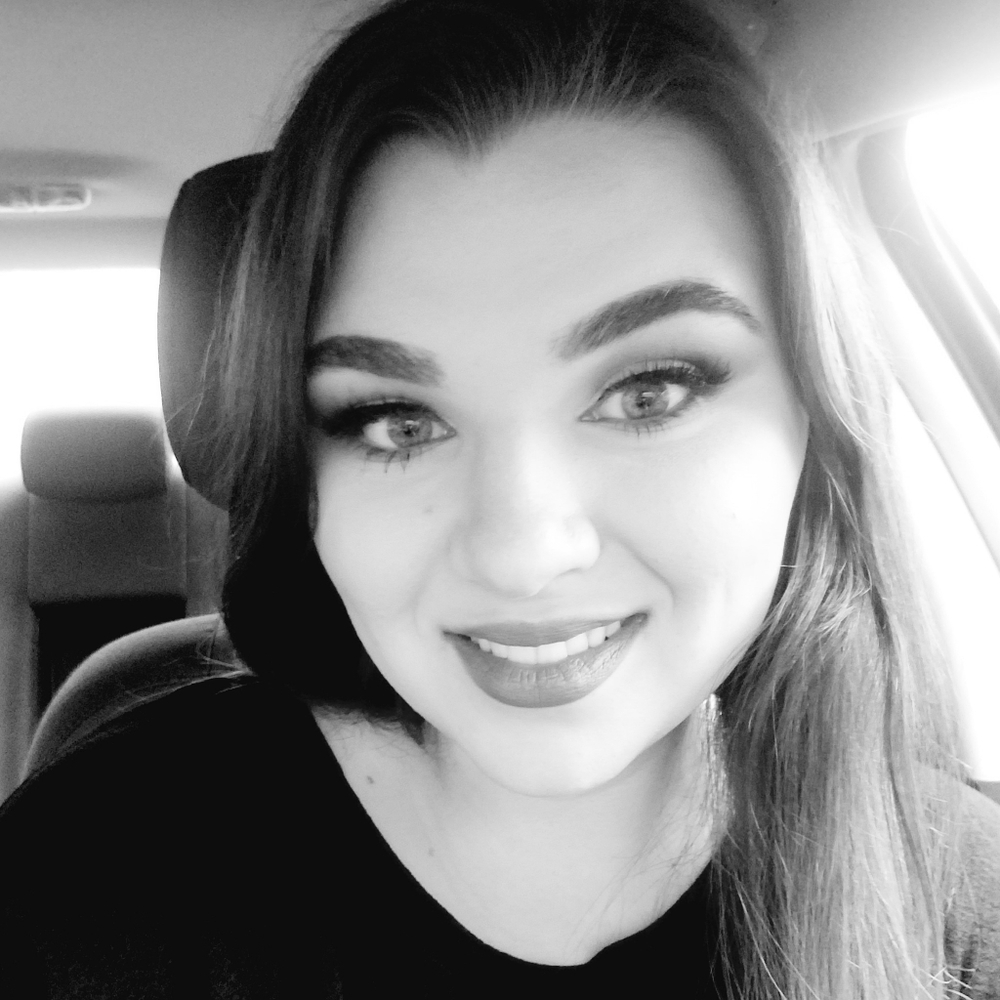 Meet your Posher, Alyssa